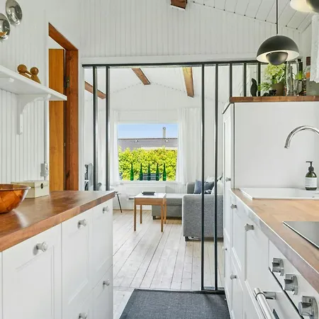Charming Close To And Forest Сasa de vacaciones