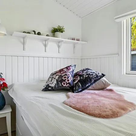 Charming Close To And Forest *