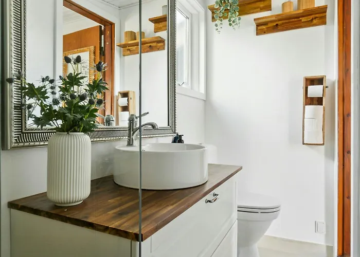 Charming Close To And Forest Слагельсе