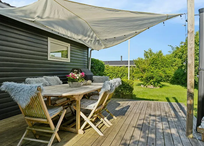 Дом отдыха Charming Close To And Forest Слагельсе