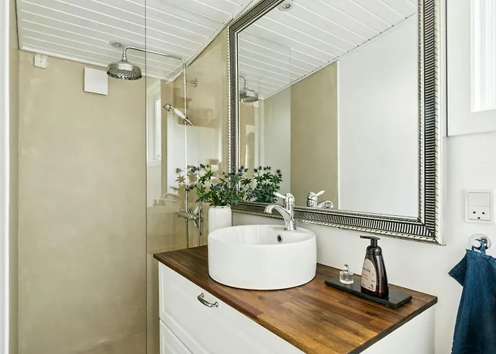 Charming Close To And Forest Дом отдыха